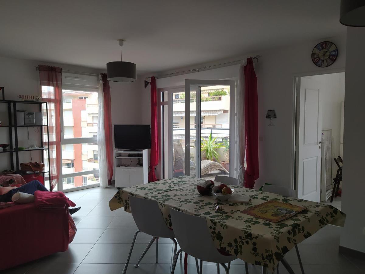 Menton Park Apartment Buitenkant foto