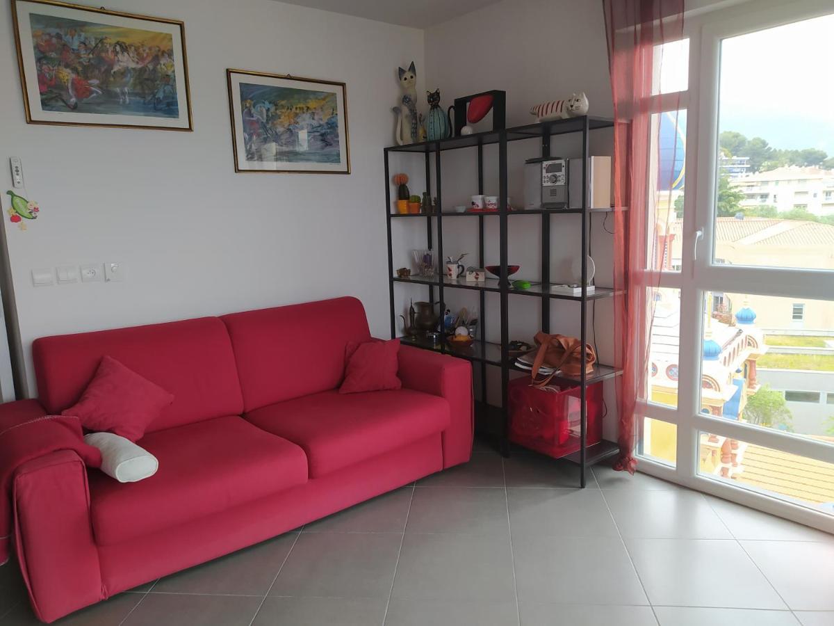 Menton Park Apartment Buitenkant foto